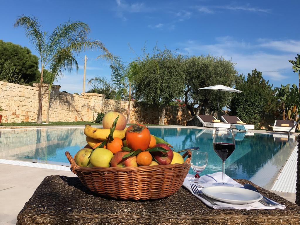 Carone Suite-Charme&Pool Polignano a Mare Eksteriør billede