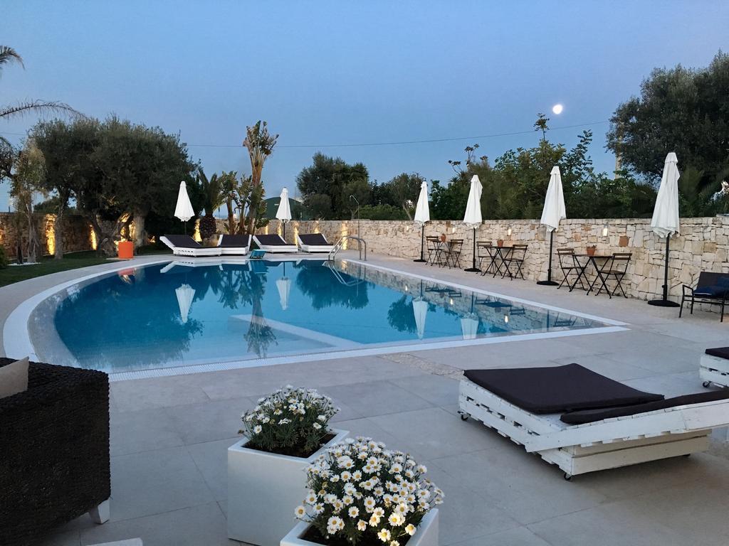 Carone Suite-Charme&Pool Polignano a Mare Eksteriør billede